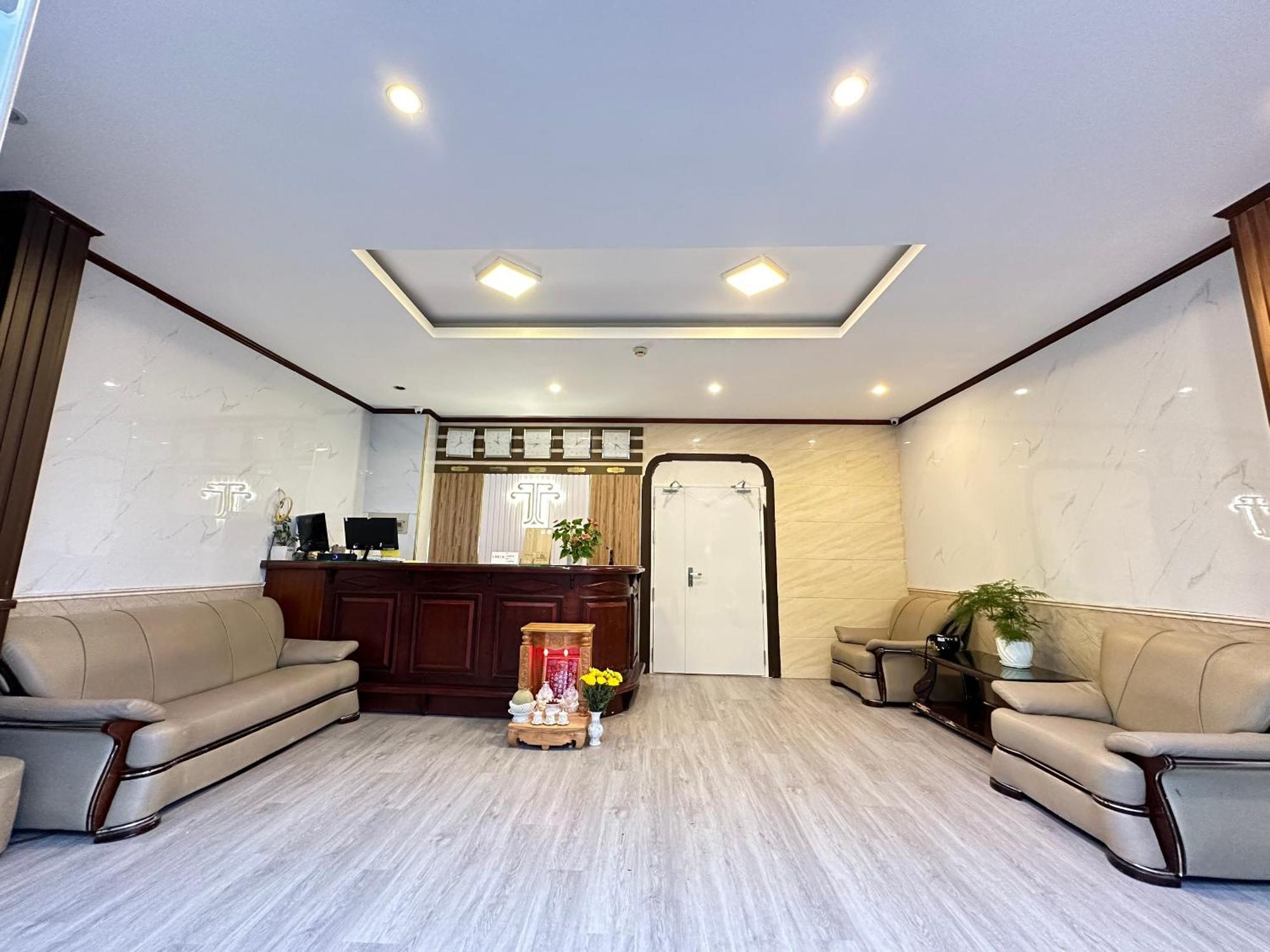 Thanh Thanh 5 Dalat Hotel - Ks Gan Cho Dem Gia Re Eksteriør billede